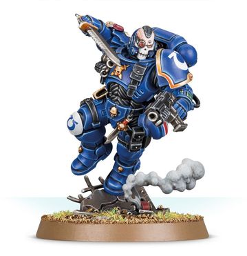 Space Marine Primaris Lieutenant in Reiver Armour